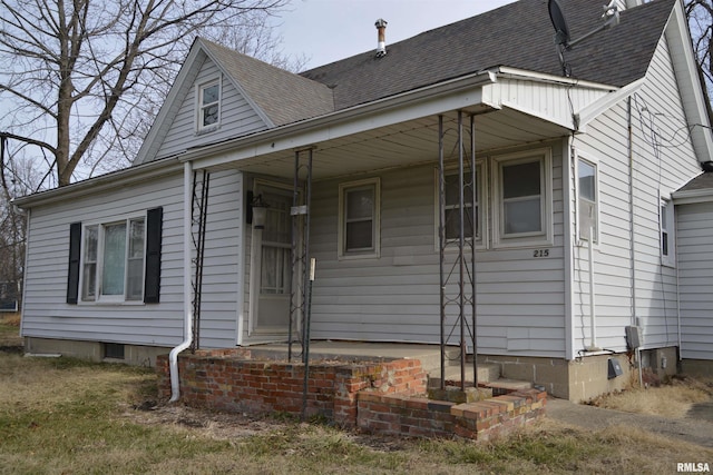 view of front of property with covered porch