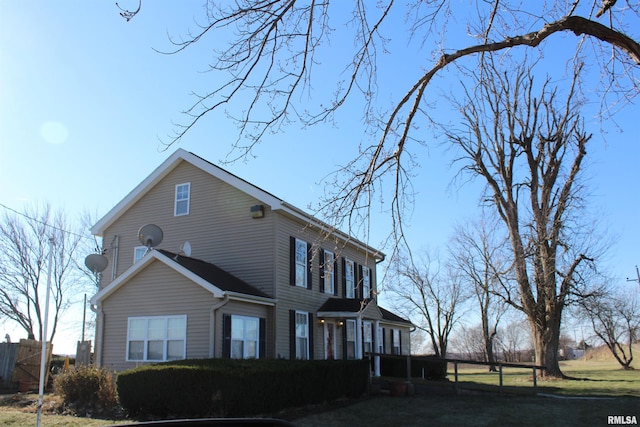 exterior space featuring a yard