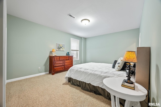 bedroom with carpet flooring