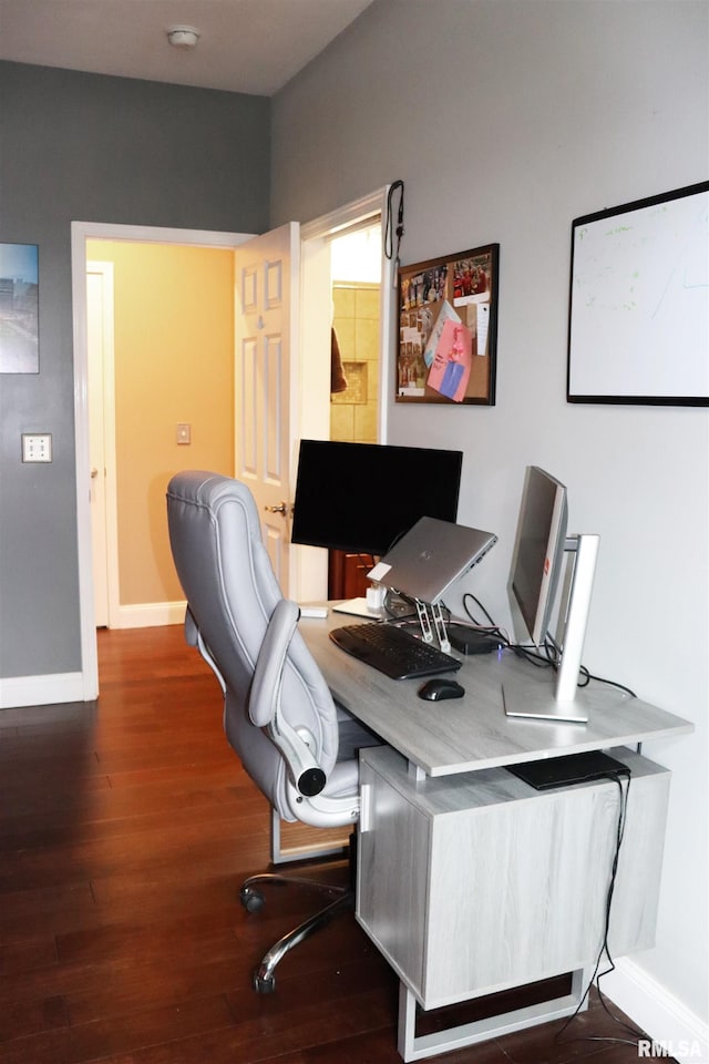 office area with hardwood / wood-style flooring