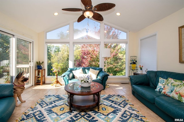 sunroom with vaulted ceiling and ceiling fan