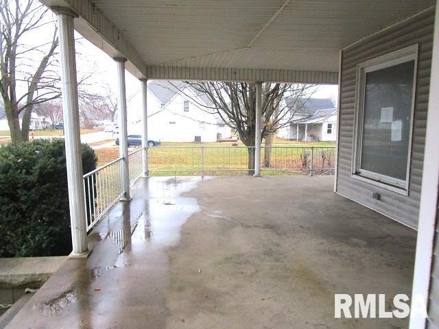 view of patio / terrace featuring a porch