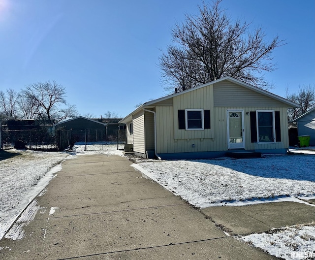 view of front of home