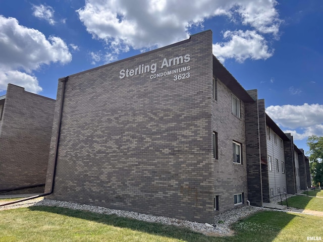 3623 N Sterling Ave Unit B-17, Peoria, IL 61604 - photo 1
