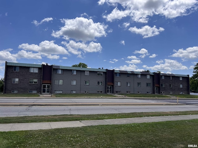 3623 N Sterling Ave Unit B-17, Peoria, IL 61604 - photo 3