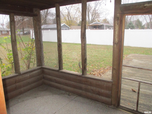 unfurnished sunroom with a healthy amount of sunlight