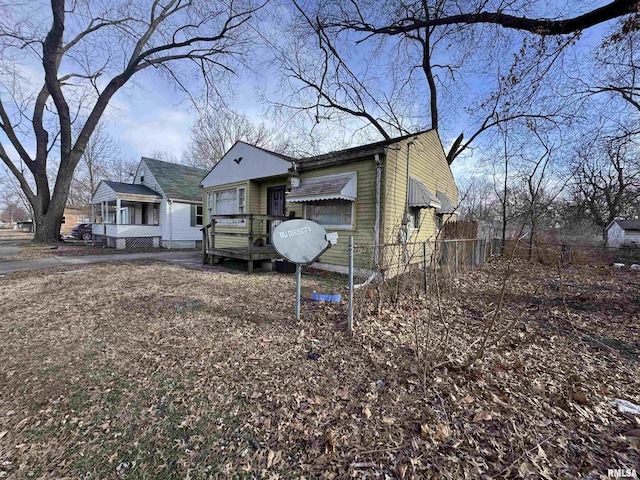 view of front of property