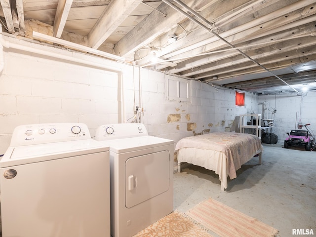 laundry area featuring washer and dryer