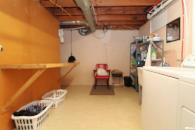 basement with independent washer and dryer