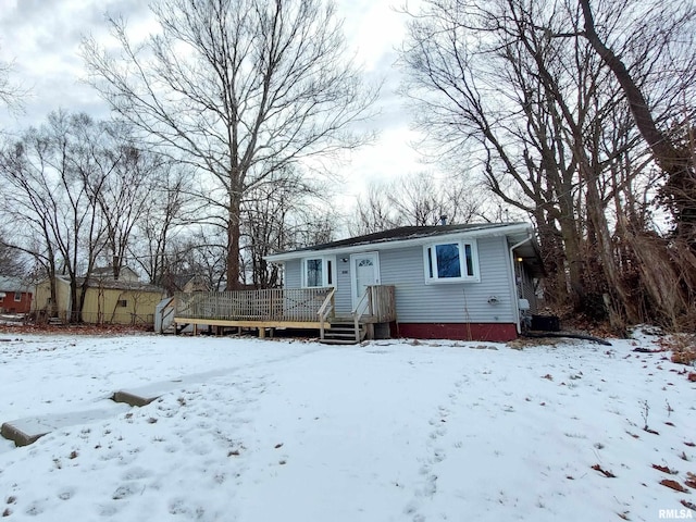 view of front of property featuring a deck