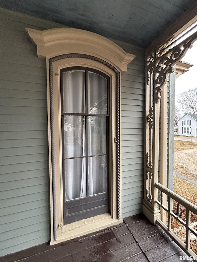 view of property entrance