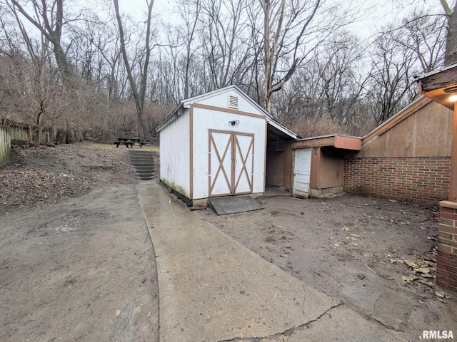 view of outbuilding