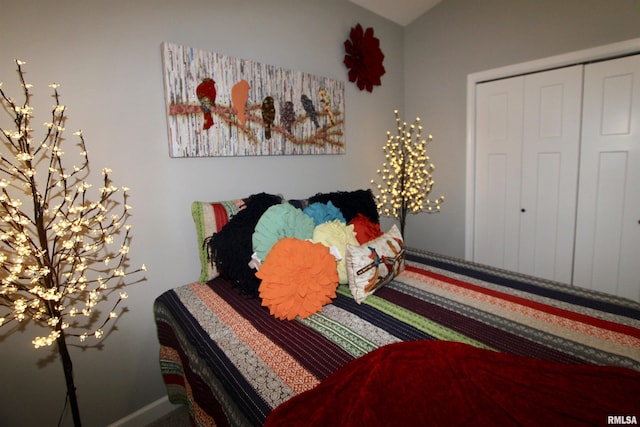 bedroom featuring a closet