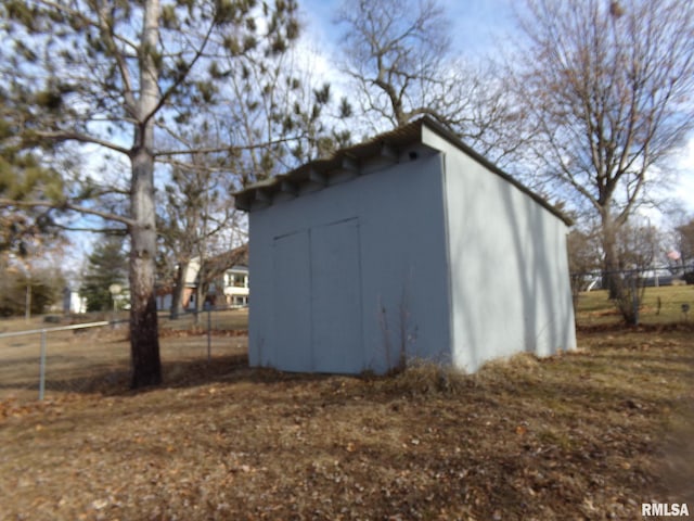 view of outdoor structure