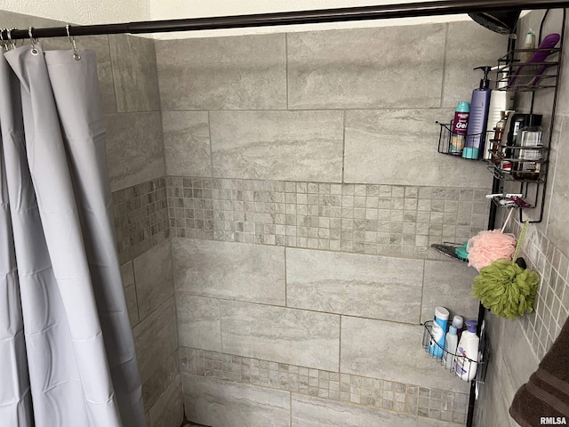 room details with walk in shower