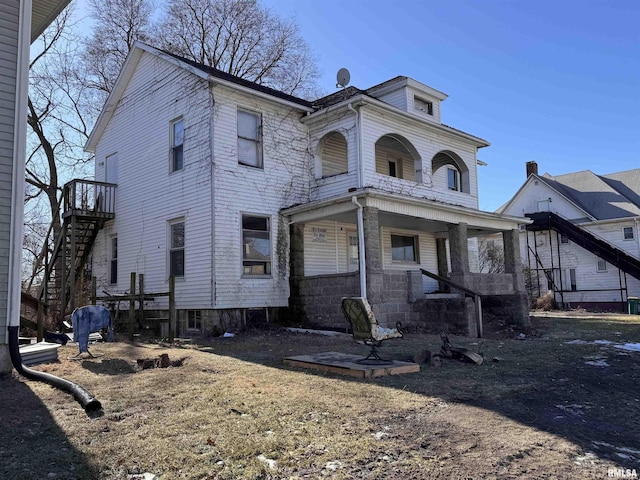 view of front of house with a porch