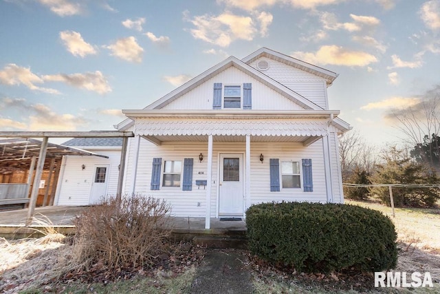 view of front of property