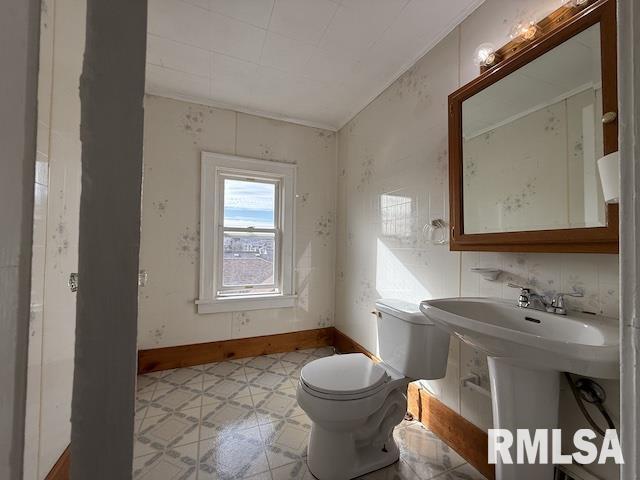 bathroom with toilet