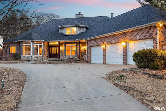 view of front facade featuring a garage