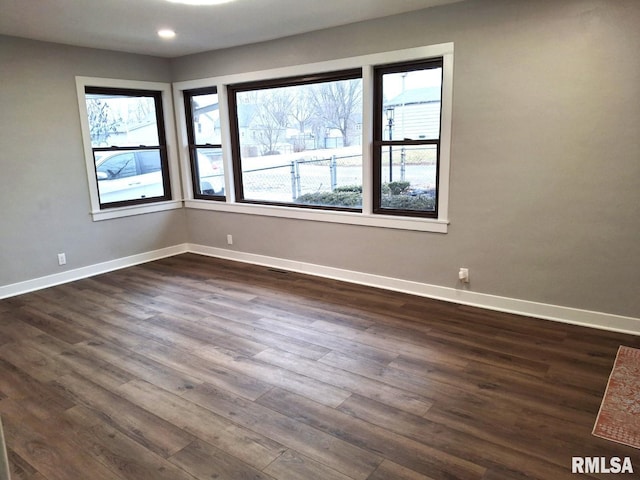 300 E 4th St, Saint David, IL 61563 - view of patio