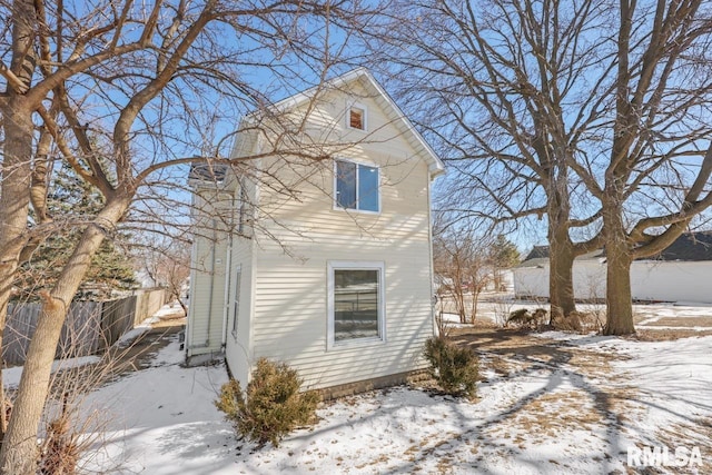 view of front of property with fence