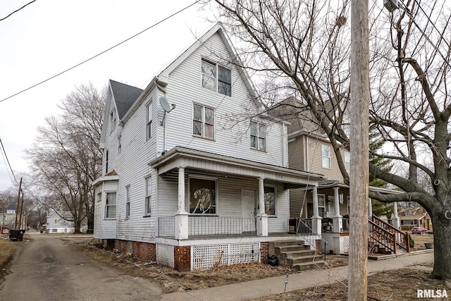 view of front facade with a porch