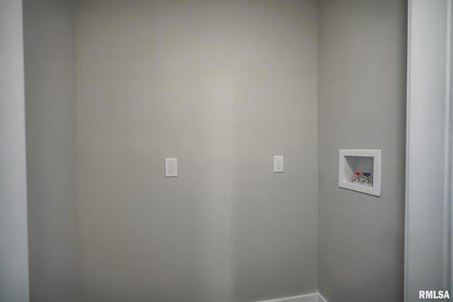 laundry room with laundry area and washer hookup