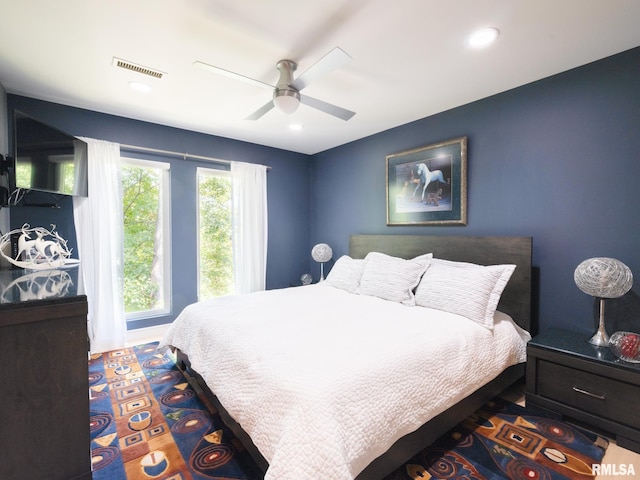 bedroom with visible vents, a ceiling fan, and recessed lighting