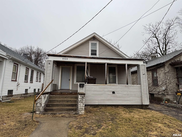 view of front of home featuring a porch