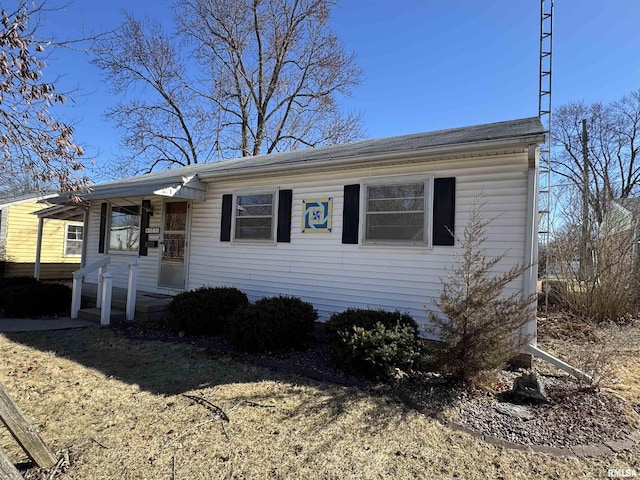 view of front of property