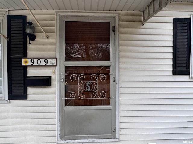 view of entrance to property