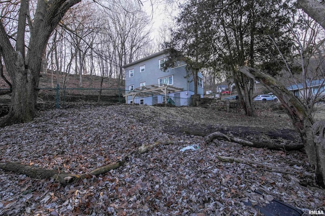 view of yard featuring fence