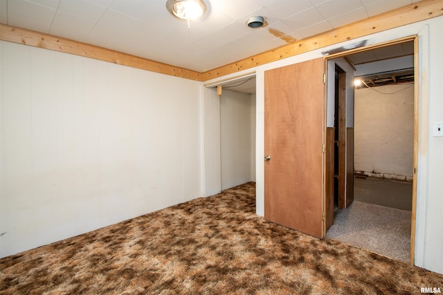 unfurnished bedroom featuring carpet floors