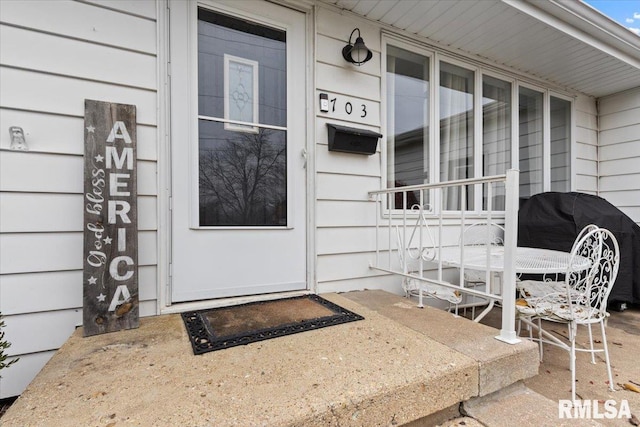 view of property entrance