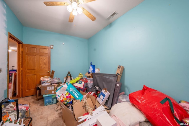 2268 E Knox St, Galesburg, IL 61401 - interior space featuring visible vents and a ceiling fan