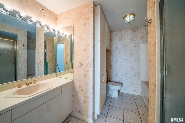 full bath featuring tile patterned flooring, toilet, wallpapered walls, and a shower with door