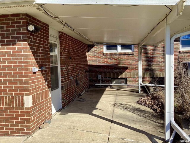 454 E Prospect St, Farmington, IL 61531 - photo 11
