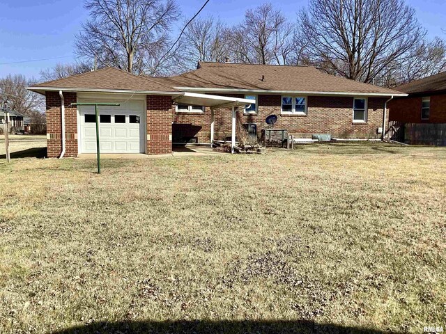 454 E Prospect St, Farmington, IL 61531 - photo 8
