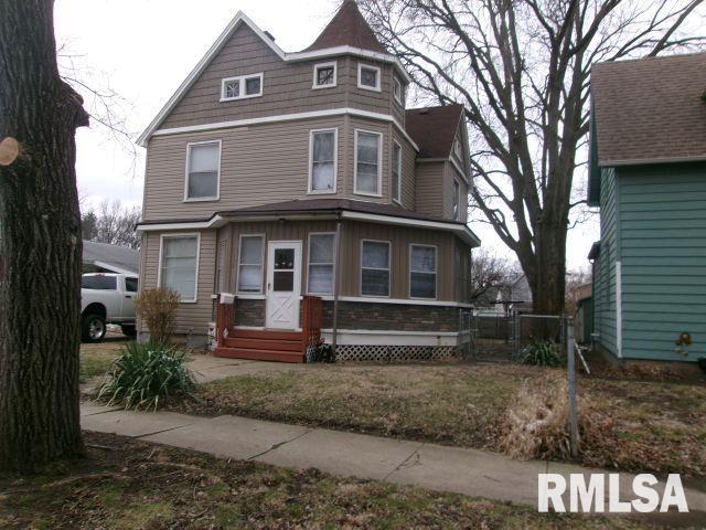 1209 S 4th St, Pekin, IL 61554 - view of front of house