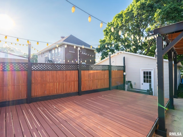 deck featuring fence