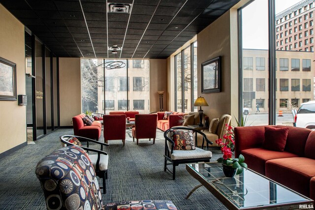 123 SW Jefferson Ave Unit E7W, Peoria, IL 61602