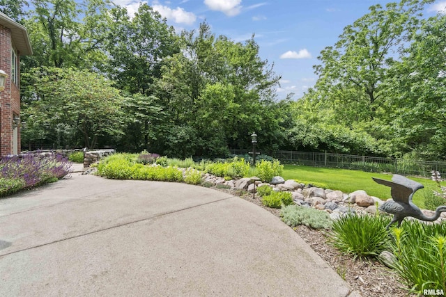 1801 Kern Rd, Washington, IL 61571 - view of patio / terrace