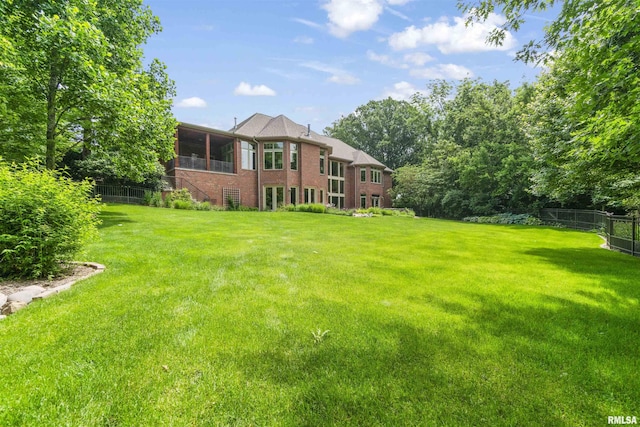1801 Kern Rd, Washington, IL 61571 - view of yard