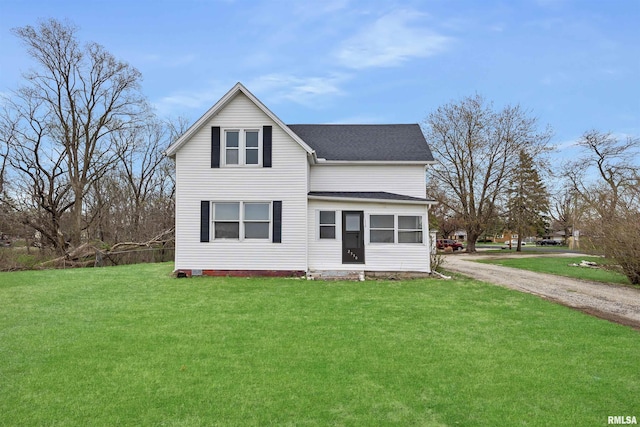 2330 S Airport Rd, Bartonville, IL 61607 - traditional home with a front yard and roof with shingles