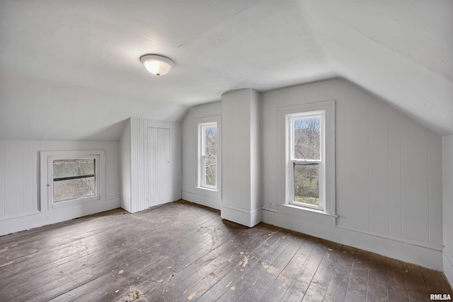 2330 S Airport Rd, Bartonville, IL 61607 - bonus room featuring a wealth of natural light, hardwood / wood-style floors, and lofted ceiling