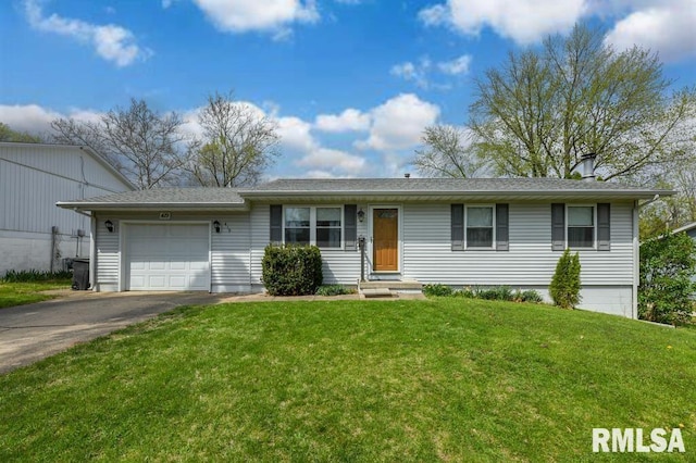 ranch-style home with a garage, a front lawn, and aphalt driveway
