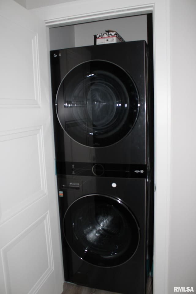 1310 E Samuel Ave, Peoria Heights, IL 61616 - washroom with laundry area and stacked washer / drying machine