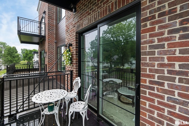 1310 E Samuel Ave, Peoria Heights, IL 61616 - view of balcony