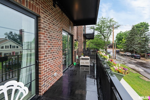 1310 E Samuel Ave, Peoria Heights, IL 61616 - view of balcony