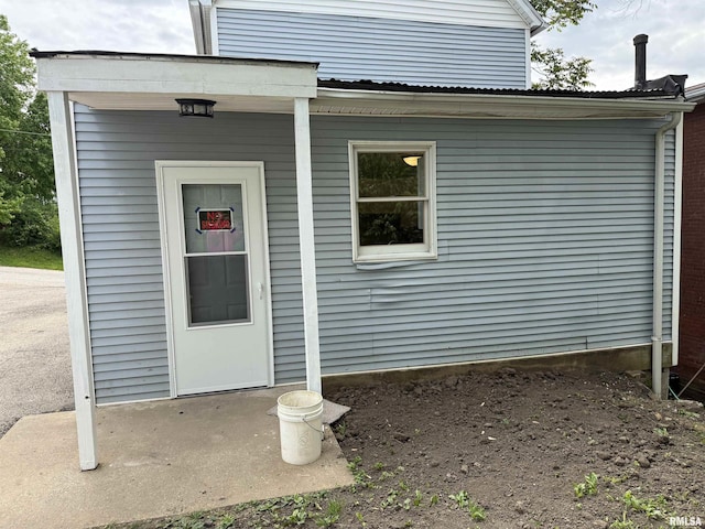 view of entrance to property